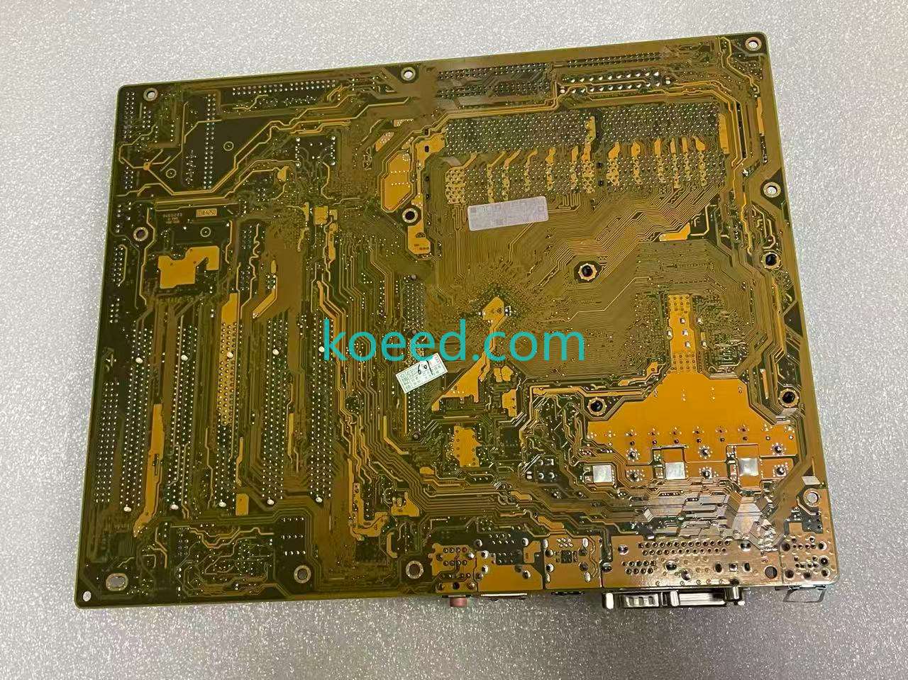 P4P800 SE - Product View